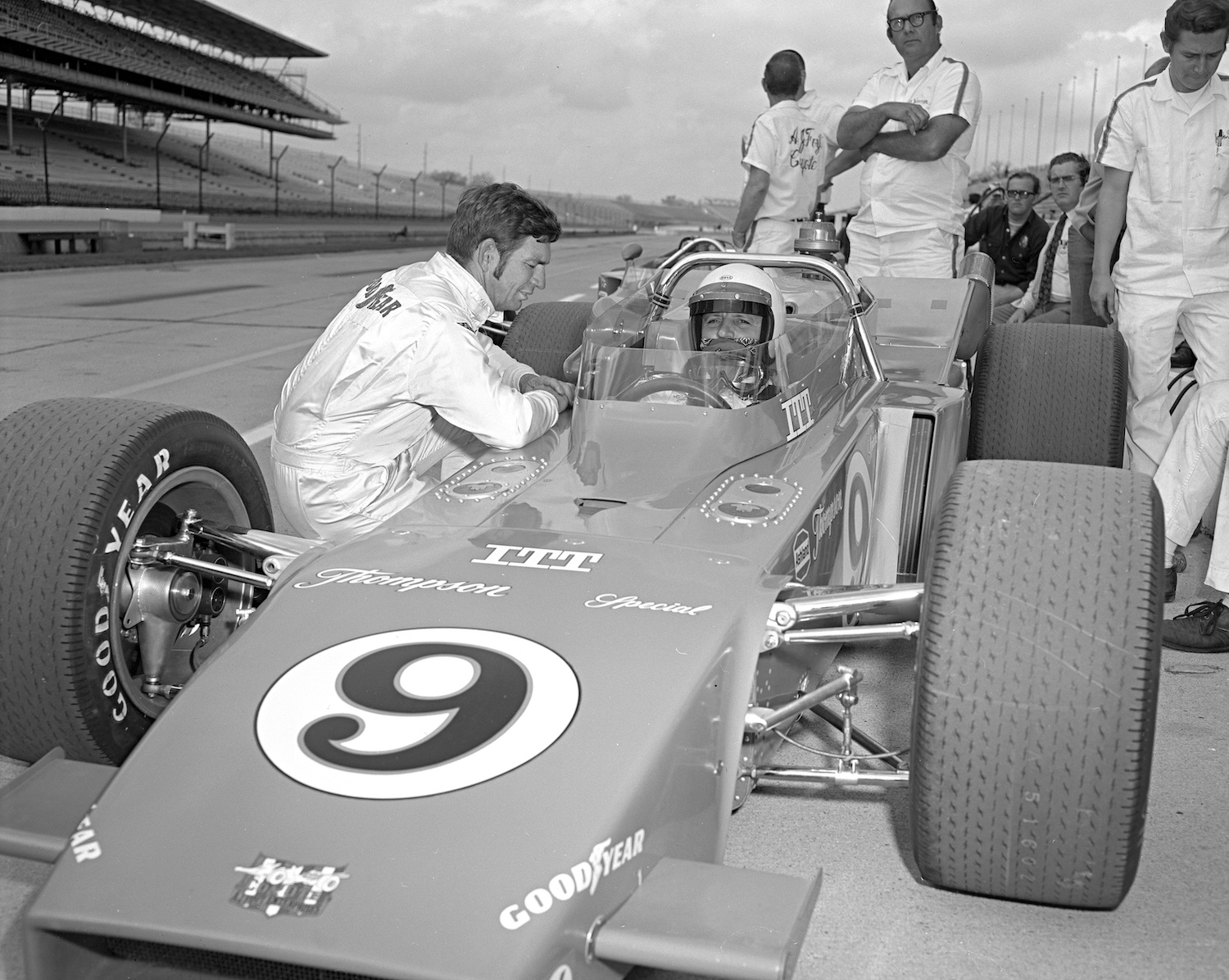 A.J. Foyt and Donnie Allison in 1971