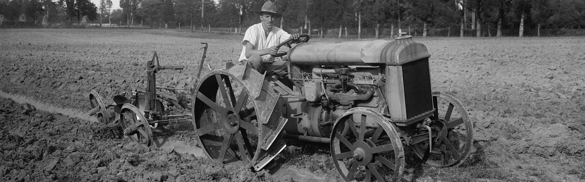 Media Name: blog_greattractorwar_imagebanner.jpg